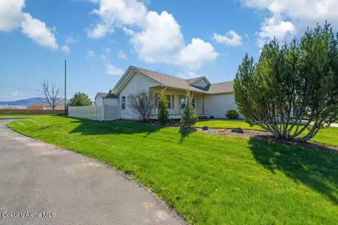 Exterior - 2744 N Alfalfa Loop, Post Falls, ID 83854 photo 10 of 12