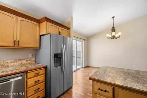 Kitchen - 2744 N Alfalfa Loop, Post Falls, ID 83854 photo 3 of 4