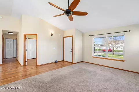 Living - 2744 N Alfalfa Loop, Post Falls, ID 83854 photo 2 of 4