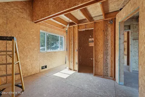 Bedroom - 45 Parallel Run Rd, Sandpoint, ID 83864 photo 3 of 4