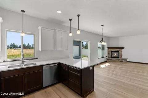Living - 2593 E Natti Ct, Post Falls, ID 83854 photo 3 of 6