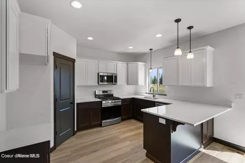 Kitchen - 2593 E Natti Ct, Post Falls, ID 83854 photo 2 of 2