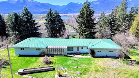 3176 Porthill Loop, Bonners Ferry, ID 83805