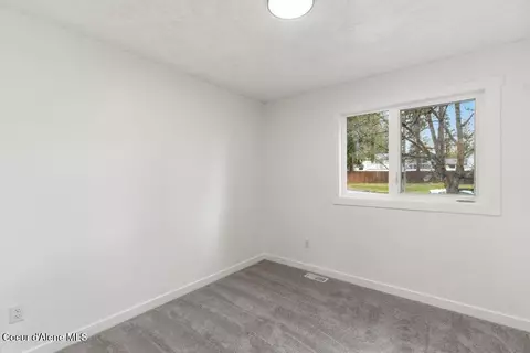 Bedroom - 327 S Sandpiper Loop, Post Falls, ID 83854 photo 1 of 9
