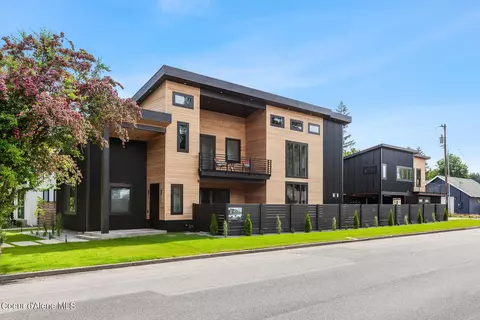 301 S 17th St, Coeur D'alene, ID 83814