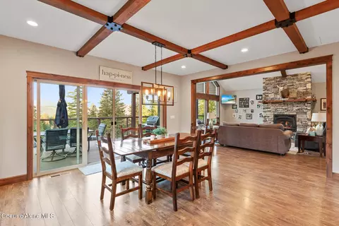 Dining - 18059 N Advent Ln, Hauser, ID 83854 photo 1 of 2