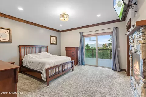 Bedroom - 18059 N Advent Ln, Hauser, ID 83854 photo 1 of 3