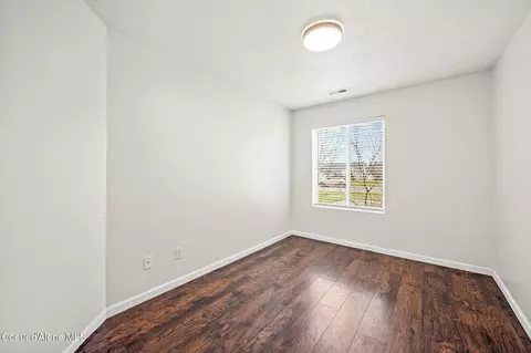 Bedroom - 2615 E Knapp Cir, Post Falls, ID 83854 photo 1 of 10