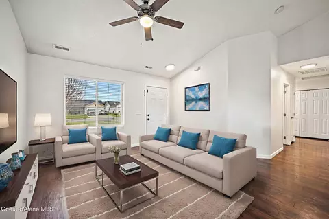 Living - 2615 E Knapp Cir, Post Falls, ID 83854 photo 2 of 6