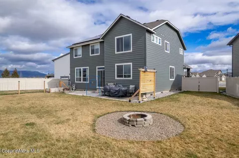 Exterior - 880 E Allenby Ct, Post Falls, ID 83854 photo 3 of 6