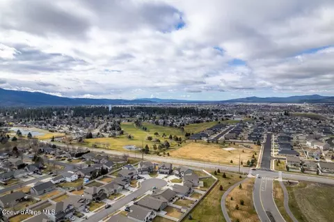 View/Area - 880 E Allenby Ct, Post Falls, ID 83854 photo 2 of 5