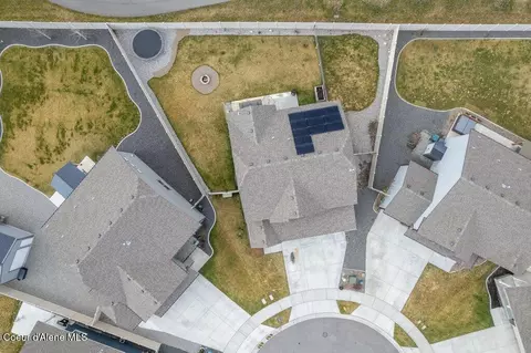View/Area - 880 E Allenby Ct, Post Falls, ID 83854 photo 3 of 5