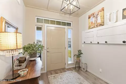 Entry Way - 880 E Allenby Ct, Post Falls, ID 83854 photo 1 of 1