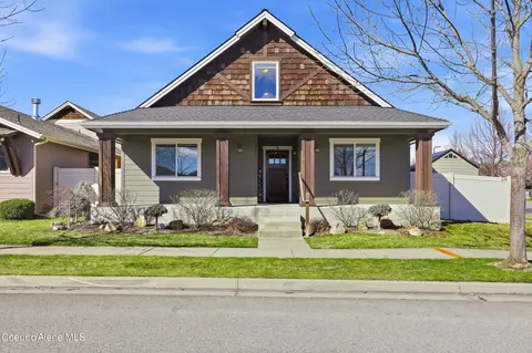 6661 N Cornwall St, Coeur D'alene, ID 83815