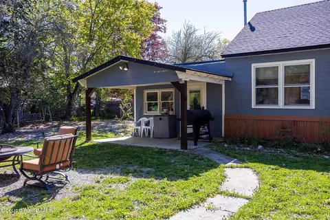 Exterior - 211 4th St, Dover, ID 83825 photo 5 of 8
