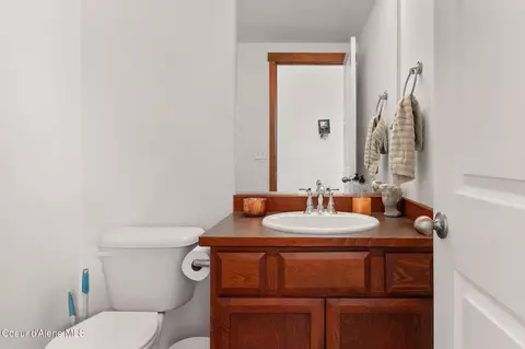 Bath - 8576 N Haddon St, Post Falls, ID 83854 photo 1 of 5