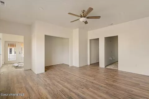 Living - 30763 N Sienna Loop, Athol, ID 83801 photo 6 of 8
