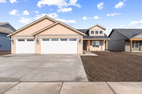 8989 W Swather Ave, Rathdrum, ID 83858