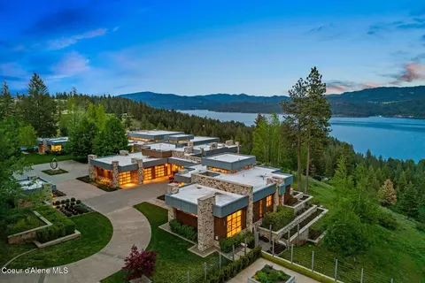 5468 W Carnelian Dr, Coeur D'alene, ID 83814