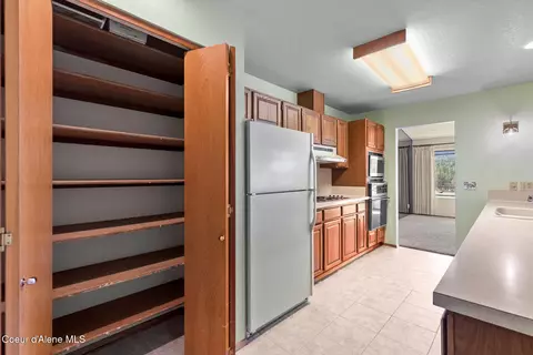 Kitchen - 204 E 1st Ave # 13, Post Falls, ID 83854 photo 2 of 3