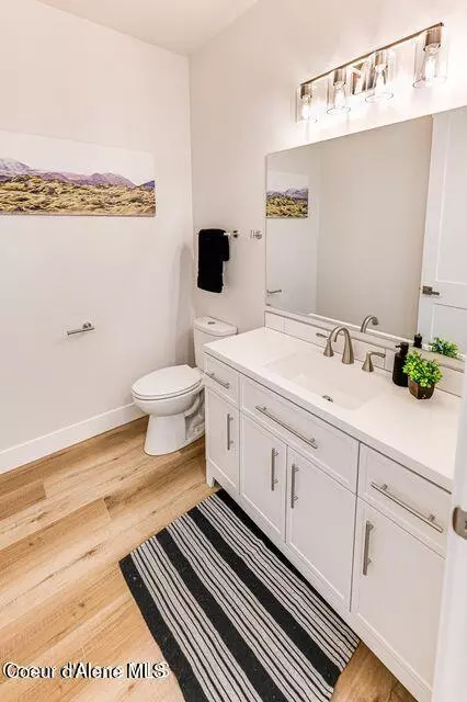 Bath - 899 Main St, Kellogg, ID 83837 photo 3 of 6