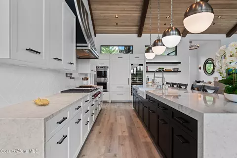Kitchen - 2124 E Kettle Ridge Rd, Harrison, ID 83833 photo 4 of 5