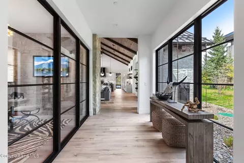 Entry Way - 2124 E Kettle Ridge Rd, Harrison, ID 83833 photo 4 of 5