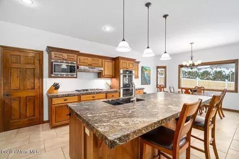 Kitchen - 724 E Arena Loop, Hayden, ID 83835 photo 3 of 5