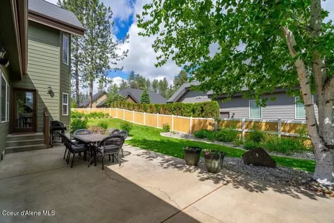 Exterior - 724 E Arena Loop, Hayden, ID 83835 photo 6 of 7