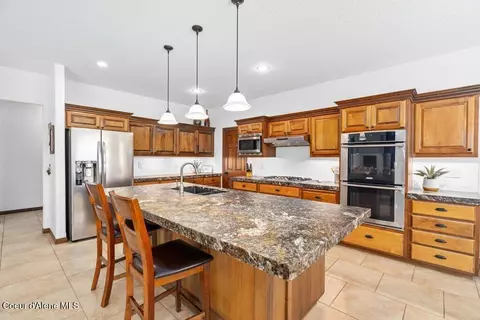 Kitchen - 724 E Arena Loop, Hayden, ID 83835 photo 2 of 5