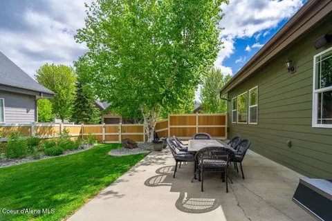 Exterior - 724 E Arena Loop, Hayden, ID 83835 photo 7 of 7