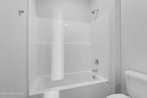 Bath - 5441 E Aquila Ave, Post Falls, ID 83854 photo 2 of 6