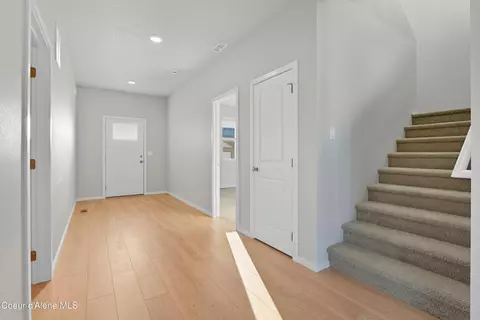 Entry Way - 5441 E Aquila Ave, Post Falls, ID 83854 photo 2 of 3
