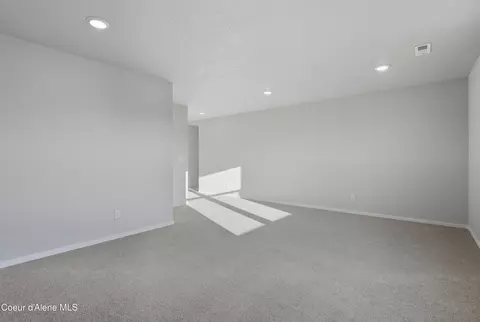 Living - 5441 E Aquila Ave, Post Falls, ID 83854 photo 5 of 5