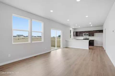 Living - 5399 E Aquila Ave, Post Falls, ID 83854 photo 2 of 3