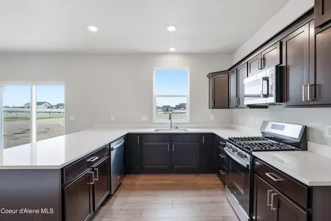 Kitchen - 5399 E Aquila Ave, Post Falls, ID 83854 photo 3 of 3