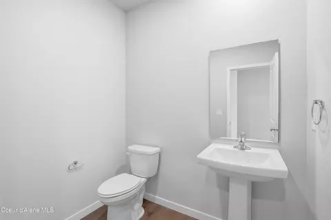 Bath - 5399 E Aquila Ave, Post Falls, ID 83854 photo 1 of 3