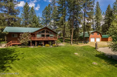 493 Rim Dr, Moyie Springs, ID 83845
