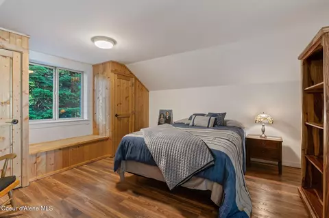 Bedroom - 311 School Rd, Hope, ID 83836 photo 4 of 10