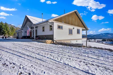 5383 E Van Dusen Rd, Harrison, ID 83833