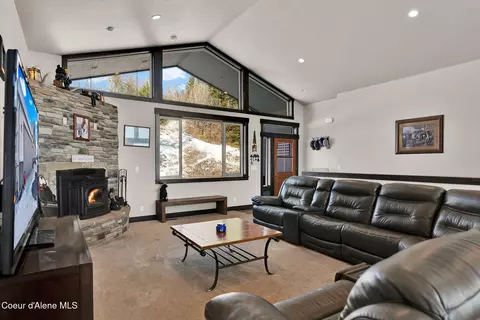 Living - 5383 E Van Dusen Rd, Harrison, ID 83833 photo 3 of 6