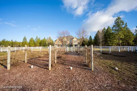 Exterior - 2019 E Brunner Rd, Athol, ID 83801 photo 10 of 19