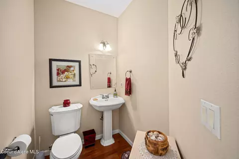 Bath - 2019 E Brunner Rd, Athol, ID 83801 photo 1 of 8