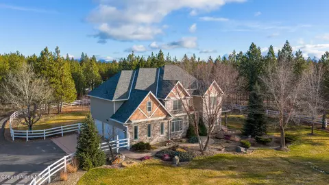 Exterior - 2019 E Brunner Rd, Athol, ID 83801 photo 4 of 19
