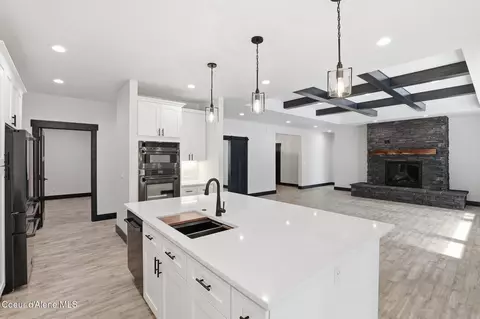 Kitchen - 10245 E Bunco Rd, Athol, ID 83801 photo 6 of 6