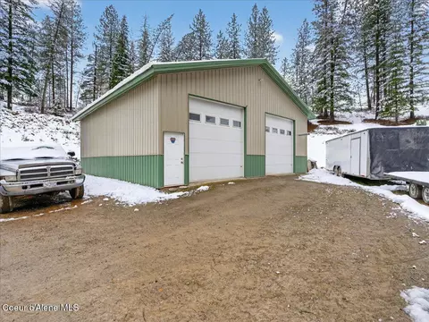 Exterior - 483 Paradise Ln, Pinehurst, ID 83850 photo 13 of 17