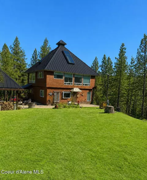 Exterior - 483 Paradise Ln, Pinehurst, ID 83850 photo 4 of 17