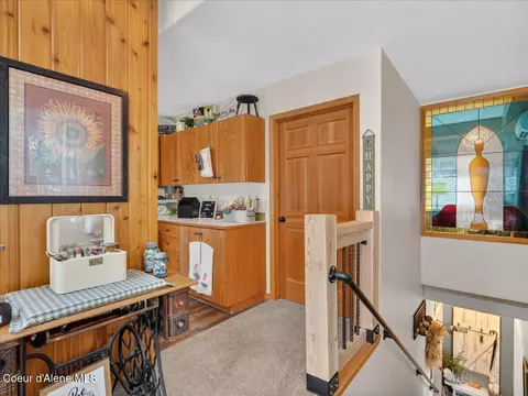 Entry Way - 483 Paradise Ln, Pinehurst, ID 83850 photo 3 of 6