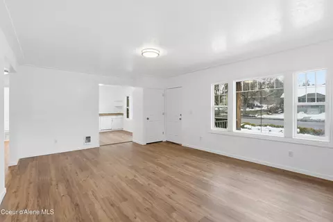 1017 E 29th Ave, Spokane, WA 99203 photo 6