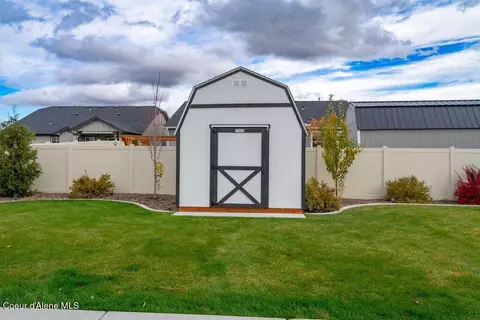Exterior - 4026 N May Ella Loop, Post Falls, ID 83854 photo 11 of 14